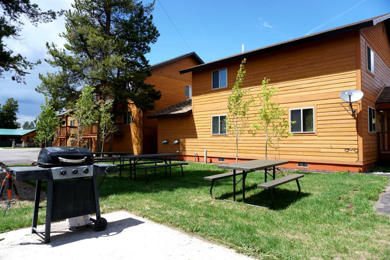 The Aspen Hotel West Yellowstone Exterior foto